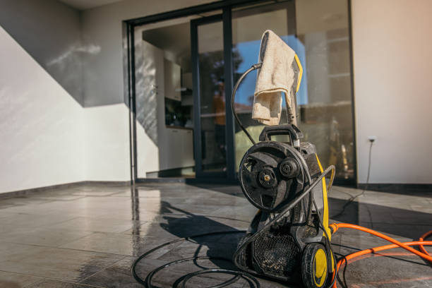 Best Graffiti Removal  in West Whittier Los Nietos, CA